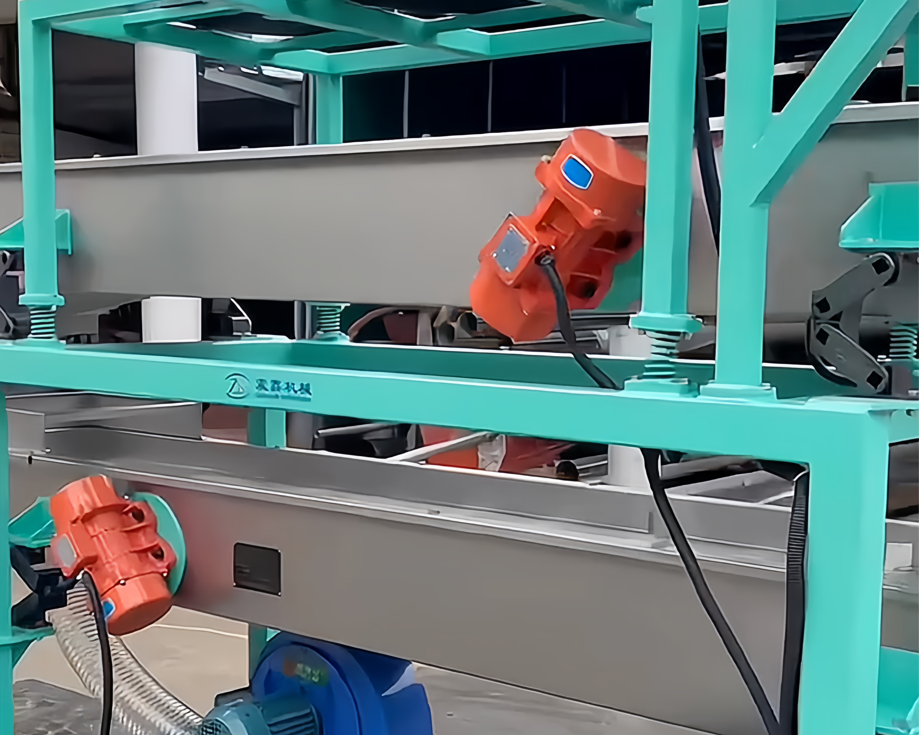 振動電機用于輸送設(shè)備3